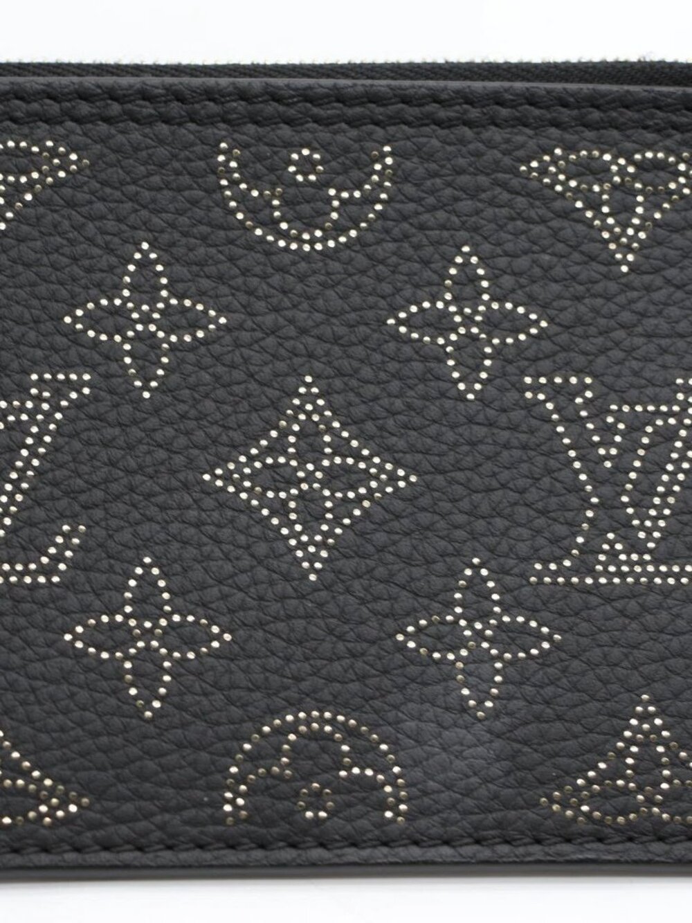 Louis Vuitton Monogram Leather Mahina Pouch - Black *READ*